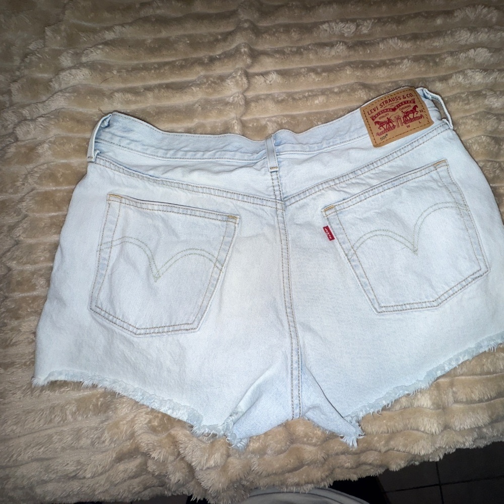 Levi’s 501 Jean Cut Off Jean Shorts With White Embroidered Sides Women 33 or 12‌ - Picture 3 of 10